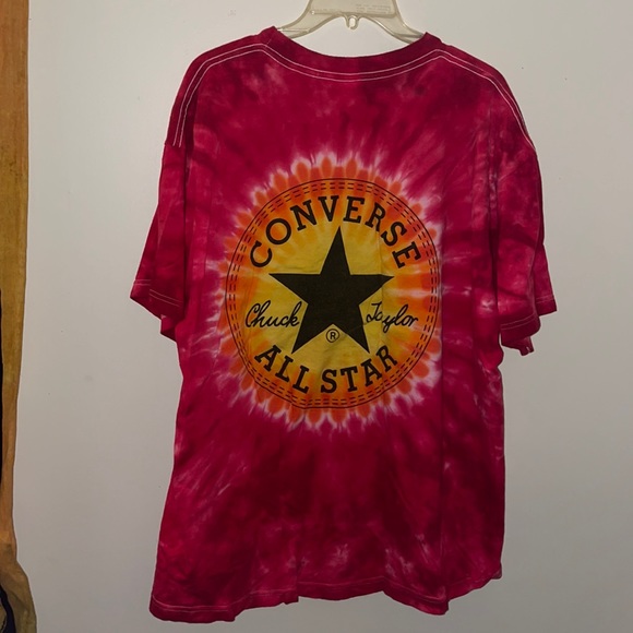 Vintage oversized Red Tie-Dye converse t-shirt - Picture 2 of 2